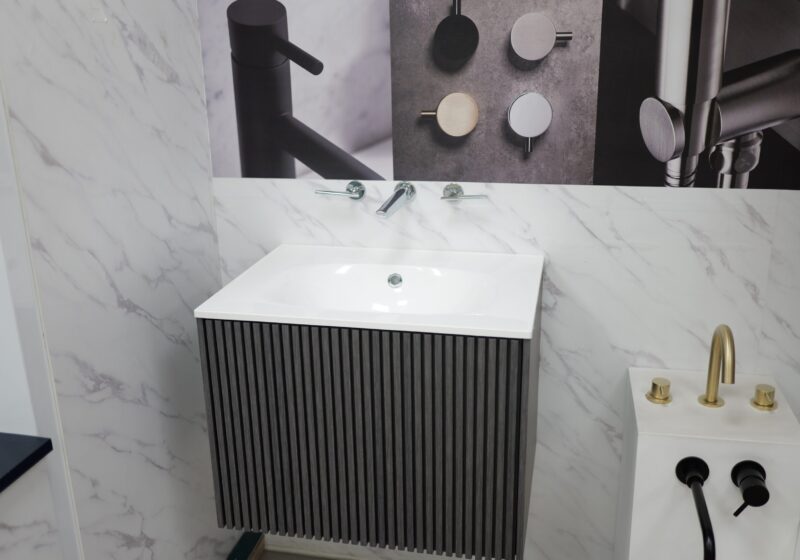 Bathroom Willsden Showroom Mp Moran