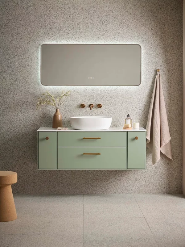 Faber-450-x-1000-Mirror-Lifestyle